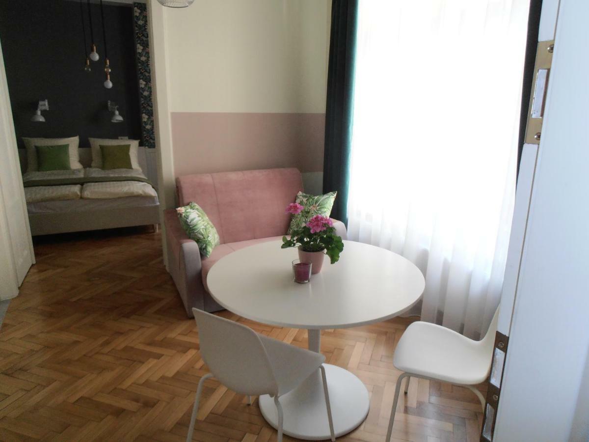 Apartamenty Rudi Cracóvia Exterior foto