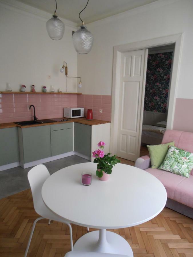 Apartamenty Rudi Cracóvia Exterior foto