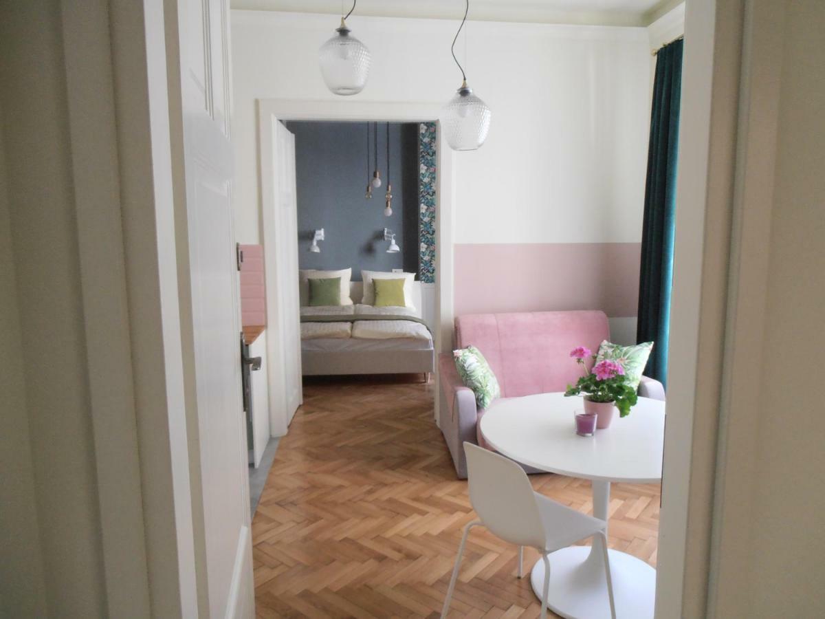 Apartamenty Rudi Cracóvia Exterior foto